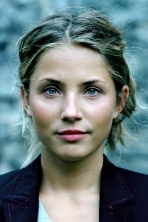 Cover image for Tuva Novotny