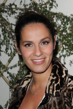 Cover image for Elisa Tovati