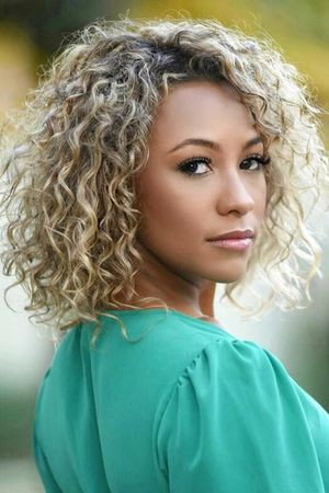 Cover image for Asia'h Epperson