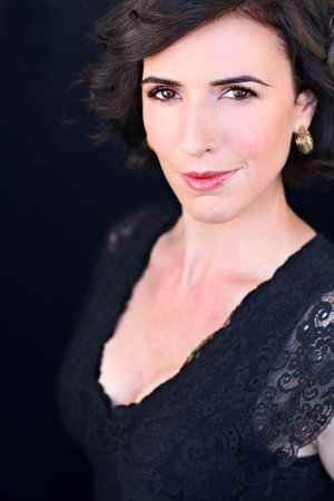 Cover image for Lauren L. Murray