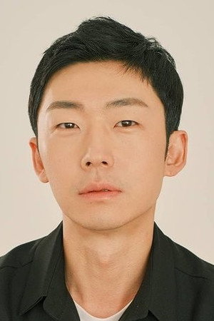 Cover image for Lee Jin-seong