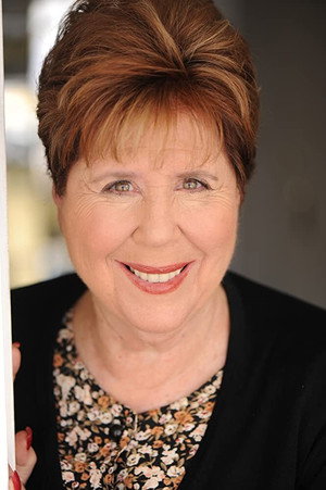 Cover image for Helen Siff