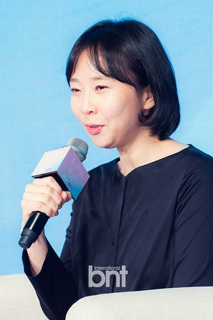 Cover image for Lee Na-jeong