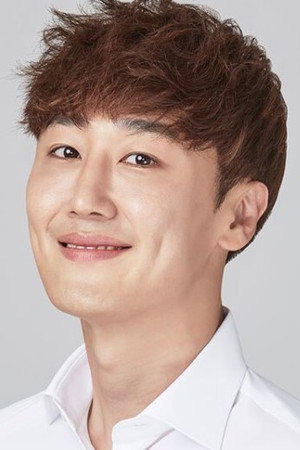 Cover image for 윤진영