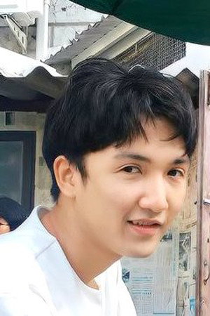 Cover image for Nut Nutthachai Khrueasena