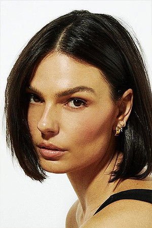 Cover image for Isis Valverde