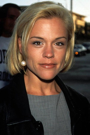 Cover image for Christine Elise
