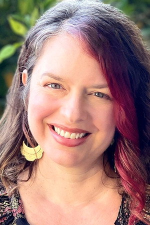 Cover image for Christin Hinojosa