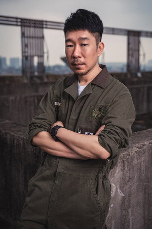 Cover image for Charlie Lam Chi-kin