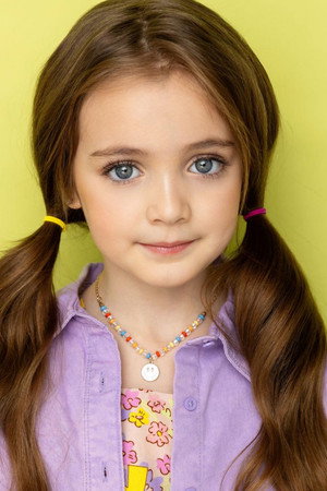 Cover image for Alissa Marie Pearson