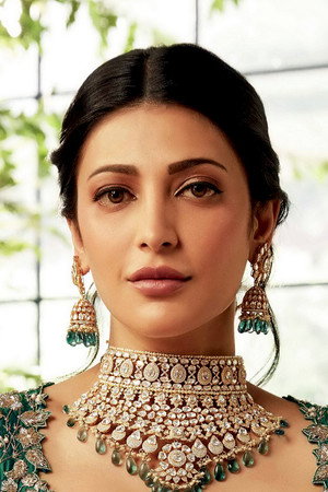 Cover image for Shruti Haasan