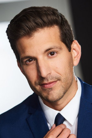 Cover image for Adrian Bustamante