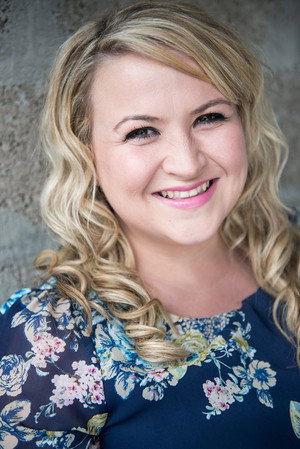 Cover image for Leah MacRae