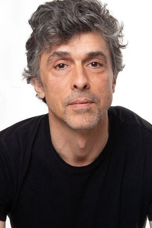 Cover image for Victor Gonçalves
