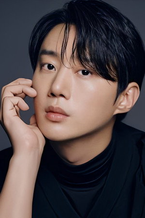 Cover image for Han Eun-seong