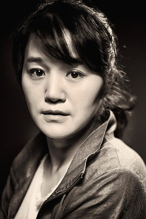Cover image for Kim So-hee