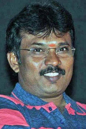 Cover image for Perarasu