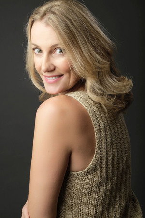 Cover image for Samantha Dark