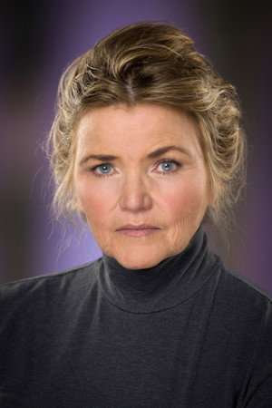 Cover image for Janet Decker
