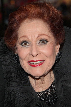 Cover image for Carol Lawrence