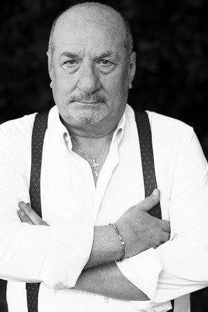 Cover image for Roberto Nigro