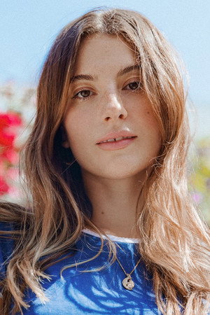 Cover image for Karina Fontes