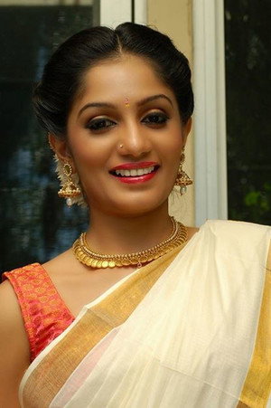 Cover image for Arya Babu