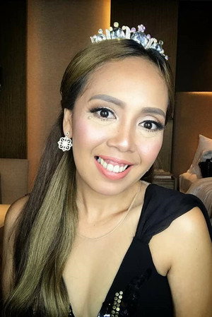 Cover image for Kakai Bautista
