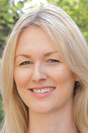 Cover image for Karen Gilchrist