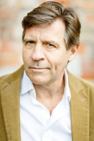 Cover image for Mike Davies