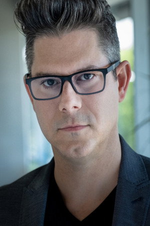 Cover image for Brett Donowho