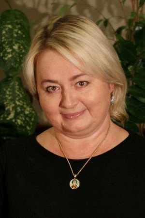 Cover image for Olena Fetisova