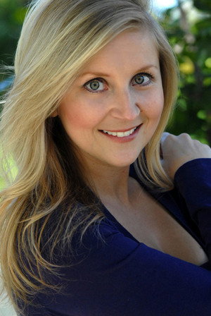 Cover image for Lindsay Ridgeway