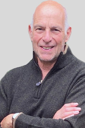 Cover image for Loyd Grossman