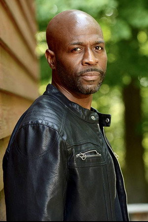 Cover image for Ron Haynes