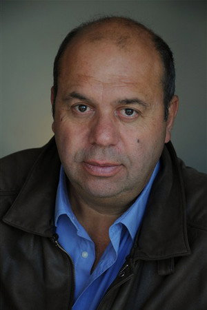 Cover image for Bernard Destouches