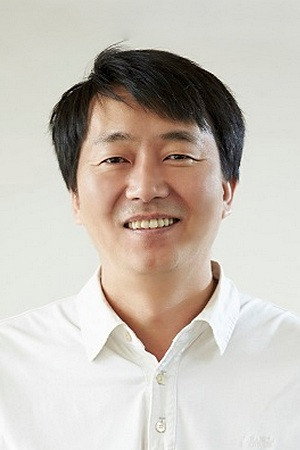 Cover image for 김학선