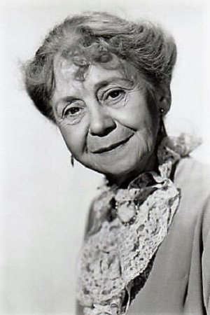 Cover image for Ida Moore