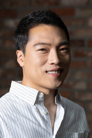 Cover image for 최영우