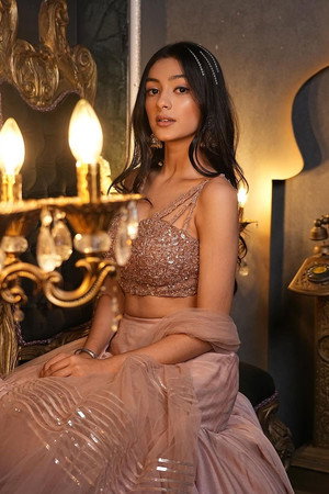 Cover image for Drashti Bhanushali