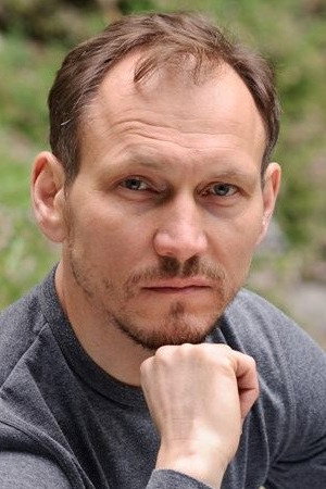 Cover image for Peter Nikolas