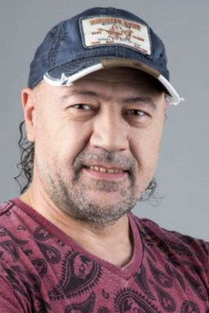 Cover image for Tata Simonyan