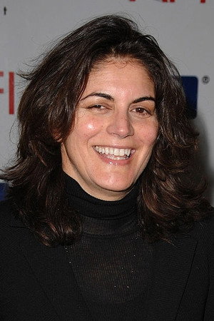 Cover image for Cynthia Mort