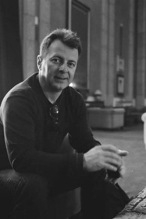 Cover image for Florin Niculae