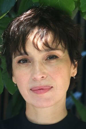 Cover image for Ariadna Gil