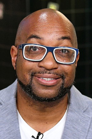 Cover image for Kwame Alexander