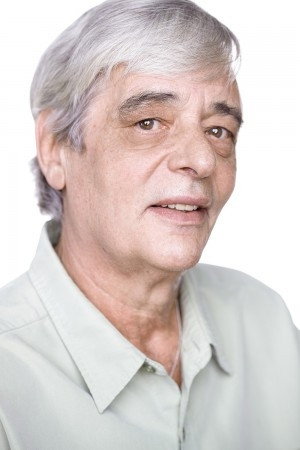 Cover image for Robert Brewster