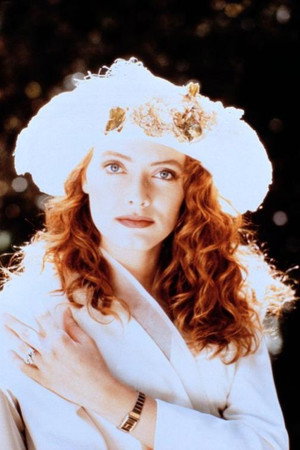 Cover image for Emilia Crow