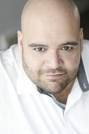 Cover image for Ralph Navarro