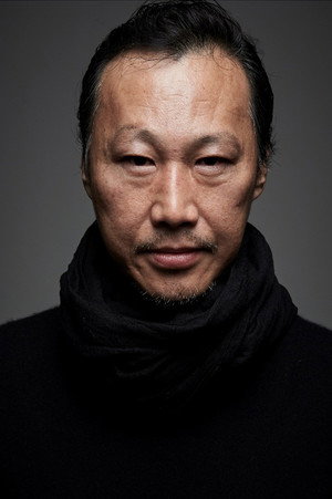 Cover image for 김강일